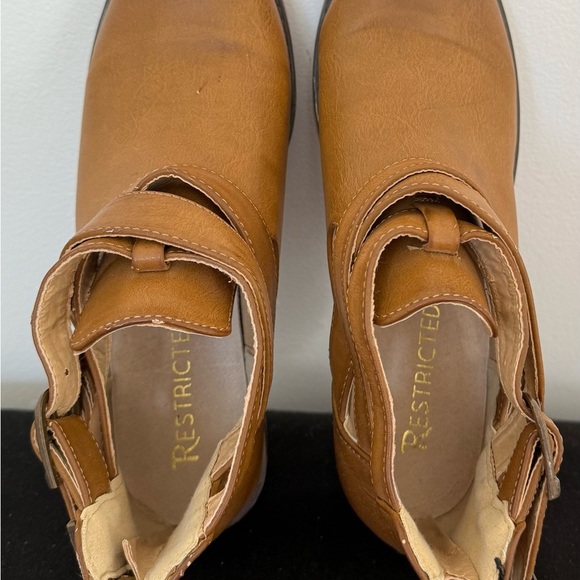 Restricted | Tan Ankle Boots | Women’s 5.5 | Double Strap | Back Zip - Picture 4 of 5